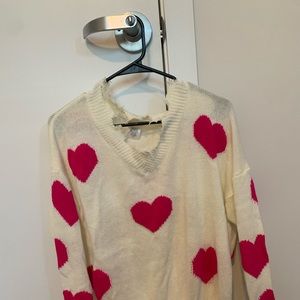 Boutique fringe heart sweater
